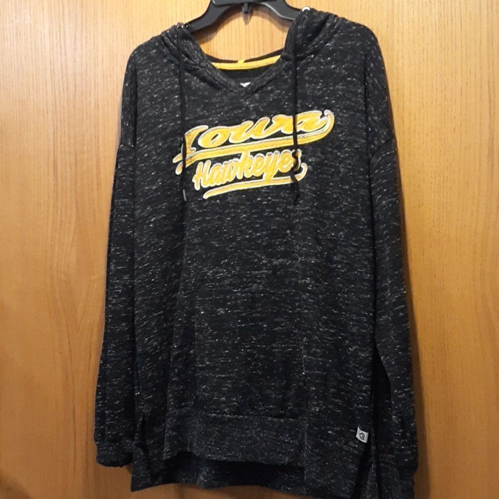 Hawkeyes woman's size L. Sweatshirt